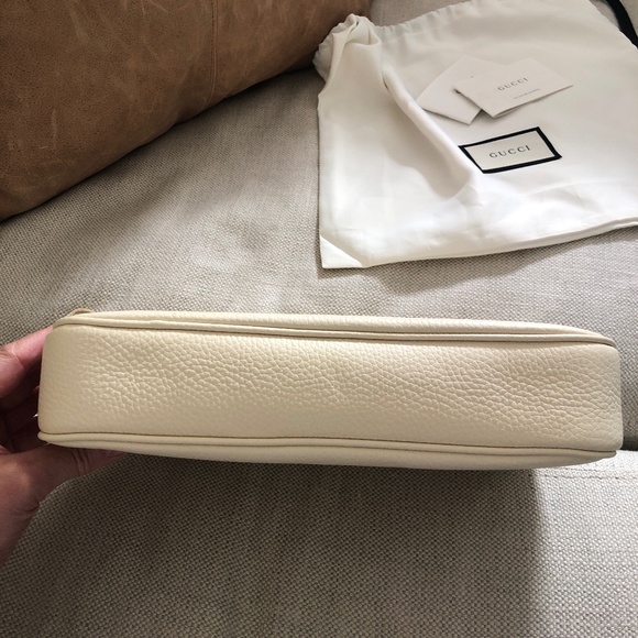 Gucci Cream Leather Shoulder Bag - Picture 10 of 16